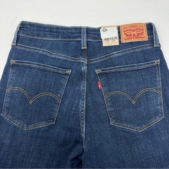 Size 29x30 Women’s Levi’s Jeans #1598 - Picture 3 of 13